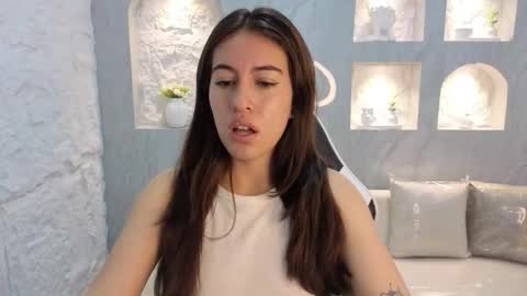 Snapshot of nikka_tx chatting on October 2025 08:04:02 PM Online 2200 to 600 online show from October 2025 08:04:02 PM