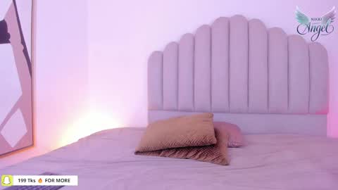 NIkki Angel online show from September 2025 07:30:01 PM