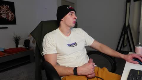 nikki online show from December 2025 10:54:01 AM