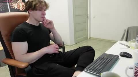 nikki online show from March 2026 05:44:01 AM