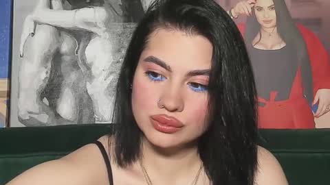 Snapshot of nikki_kardashian chatting on September 2025 04:54:01 PM Nikki Kardashian online show from September 2025 04:54:01 PM