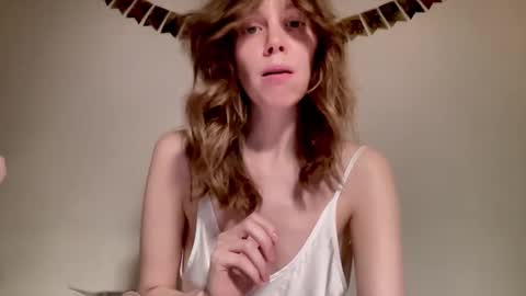 Nikki online show from December 2024 01:21:02 PM