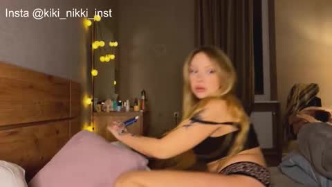 nicolette online show from November 2025 04:56:01 PM