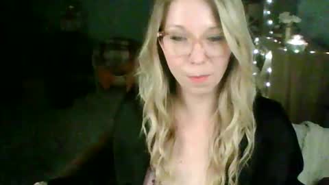 nikkib653466 online show from March 2026 04:27:01 AM