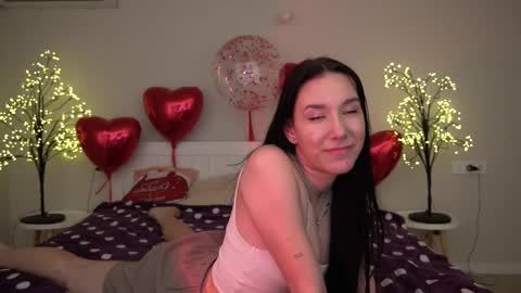 Nikki online show from February 2025 07:17:02 PM