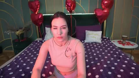 Nikki online show from March 2025 04:53:01 PM