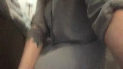 nikkijay5280 online show from December 2025 06:38:02 PM