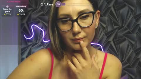 Snapshot of nikkikiss___ chatting on May 2026 05:29:01 PM nikkikiss___ online show from May 2026 05:29:01 PM
