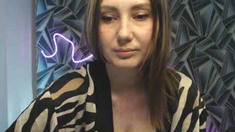 Snapshot of nikkikiss___ chatting on May 2026 12:28:02 AM nikkikiss___ online show from May 2026 12:28:02 AM
