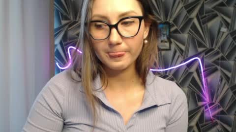 Snapshot of nikkikiss___ chatting on June 2026 02:07:01 AM nikkikiss___ online show from June 2026 02:07:01 AM