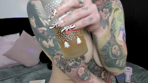 Nikki Ramone   online show from December 2024 03:48:02 PM