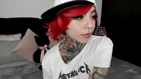 Nikki Ramone   online show from December 2024 09:11:01 AM
