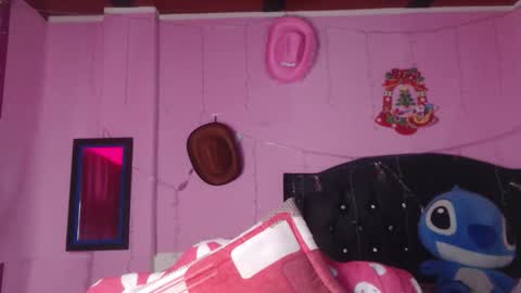 Nikkirous online show from October 2025 12:25:01 PM