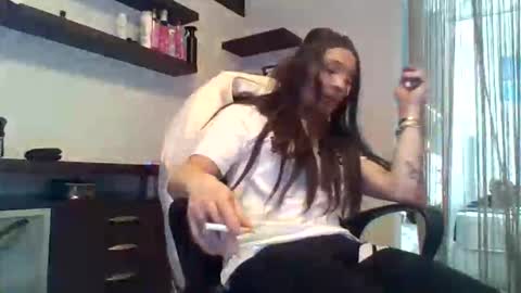 Nikki online show from May 2026 09:25:01 AM