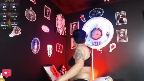 Nikky online show from October 2025 07:36:02 PM