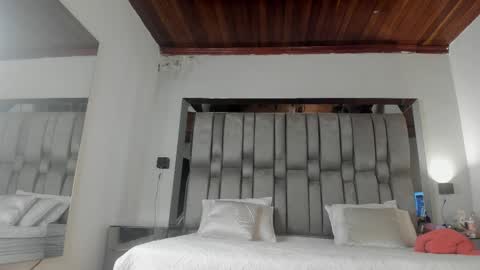     online show from February 2026 11:58:02 AM