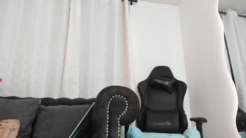 Snapshot of niklause_froid chatting on February 2025 11:13:02 PM niklause_froid online show from February 2025 11:13:02 PM