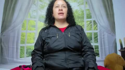 Snapshot of nikol32__ chatting on October 2025 12:04:02 PM dayan online show from October 2025 12:04:02 PM