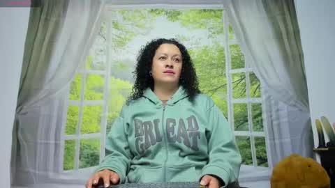 Snapshot of nikol32__ chatting on October 2025 11:21:02 AM dayan online show from October 2025 11:21:02 AM