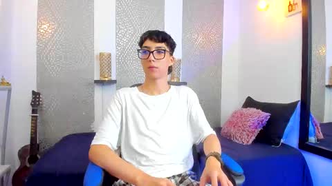    online show from February 2025 07:05:01 AM