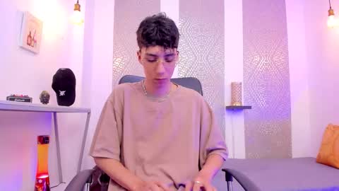    online show from January 2026 04:15:01 AM