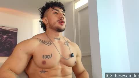 Niko online show from November 2025 04:39:02 PM