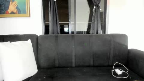 Nikole online show from October 2025 03:12:02 AM