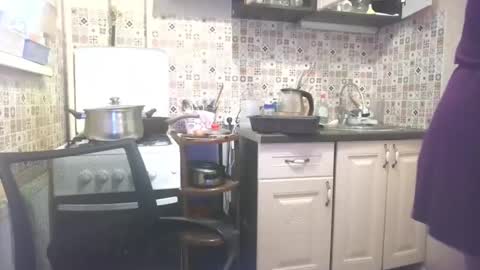 Nikoletta online show from January 2025 10:19:01 AM