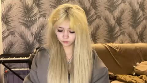 nikoli_naw online show from May 2026 09:10:02 PM