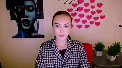 Snapshot of nikonara_ chatting on December 2024 04:12:02 PM nikonara_ online show from December 2024 04:12:02 PM