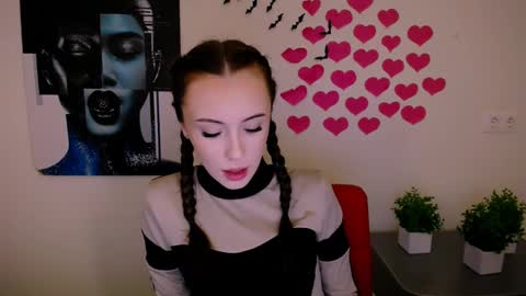 Snapshot of nikonara_ chatting on January 2025 02:00:02 PM nikonara_ online show from January 2025 02:00:02 PM