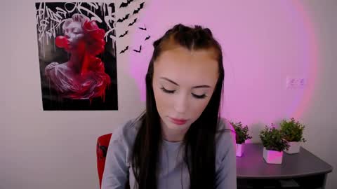 Snapshot of nikonara_ chatting on February 2025 12:54:01 PM nikonara_ online show from February 2025 12:54:01 PM
