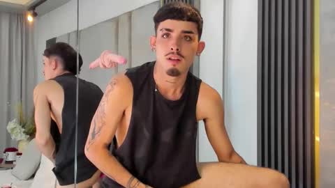 Niko Stone online show from November 2025 06:24:01 AM