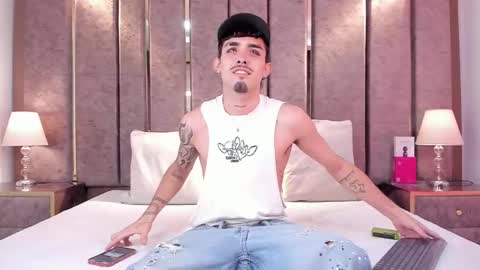 Niko Stone online show from June 2026 04:50:01 AM