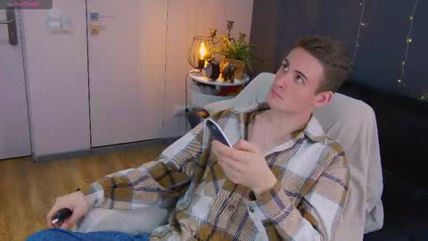 Nick online show from March 2025 08:53:01 PM