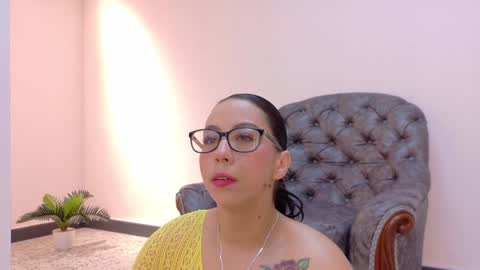 Snapshot of niky_smit chatting on January 2025 11:31:02 AM NIKY SMIT online show from January 2025 11:31:02 AM