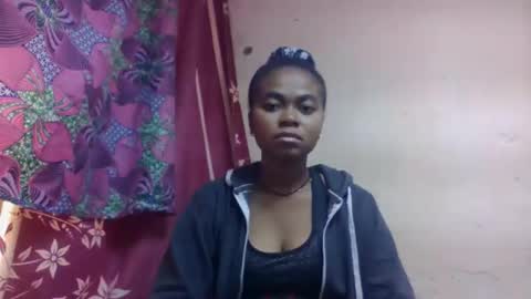 Snapshot of nilahmarie chatting on September 2025 12:05:01 PM nilah online show from September 2025 12:05:01 PM