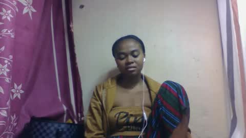 Snapshot of nilahmarie chatting on September 2025 06:52:01 PM nilah online show from September 2025 06:52:01 PM