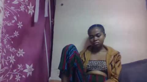 nilah online show from October 2025 12:05:01 PM