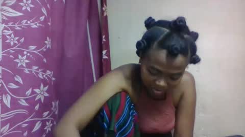 nilah online show from December 2025 04:51:01 AM