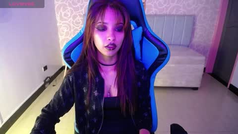 Snapshot of nilia_ch chatting on January 2025 10:06:01 PM nilia_ch online show from January 2025 10:06:01 PM