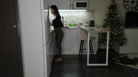 Bella online show from January 2026 08:46:02 PM