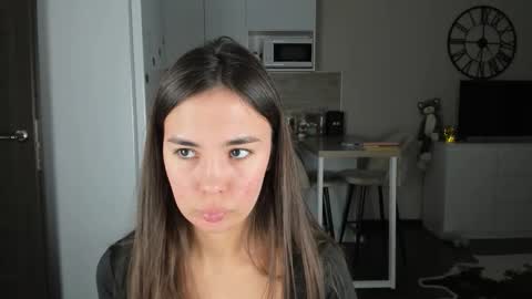 Bella online show from March 2026 04:24:02 PM