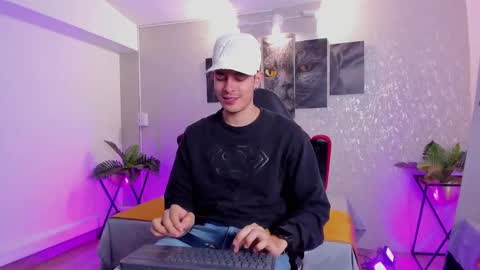 Nils online show from October 2025 03:26:02 AM