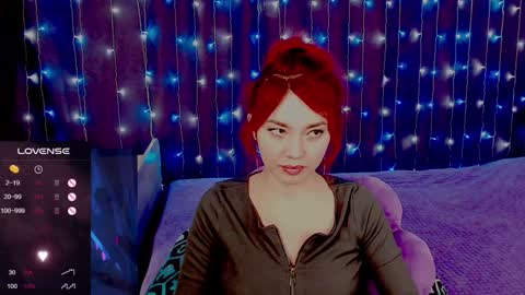 Snapshot of nimfeya chatting on December 2024 10:17:01 AM Nimfeya online show from December 2024 10:17:01 AM