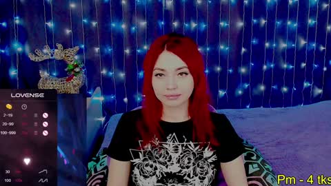 Snapshot of nimfeya chatting on December 2024 10:26:02 AM Nimfeya online show from December 2024 10:26:02 AM