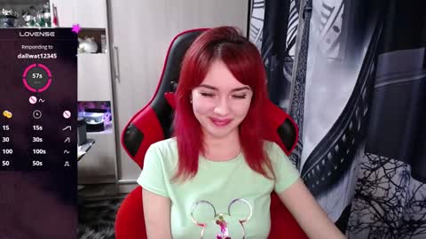 Snapshot of nimfeya chatting on September 2025 08:23:02 PM Nimfeya online show from September 2025 08:23:02 PM