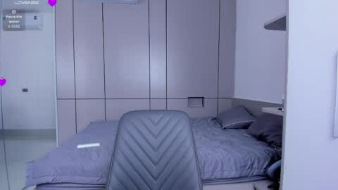 Nina online show from April 2026 02:20:02 AM