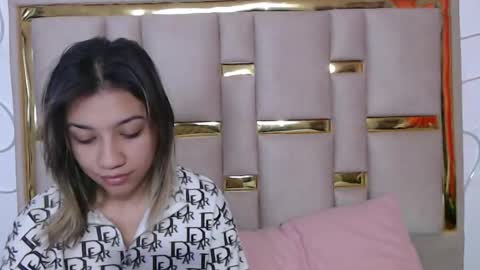 Nina Carther online show from October 2025 11:09:01 AM