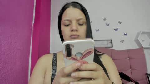 Nina online show from January 2025 07:18:02 PM